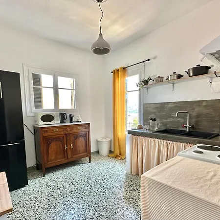 דירה The Lassis 15 House *